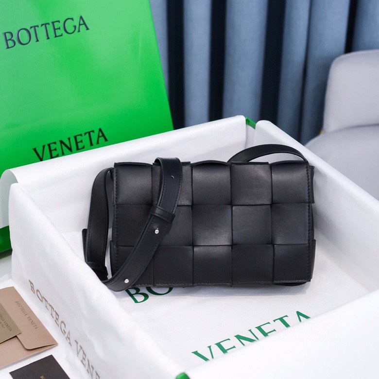 Bottega Veneta Satchel Bags - Click Image to Close